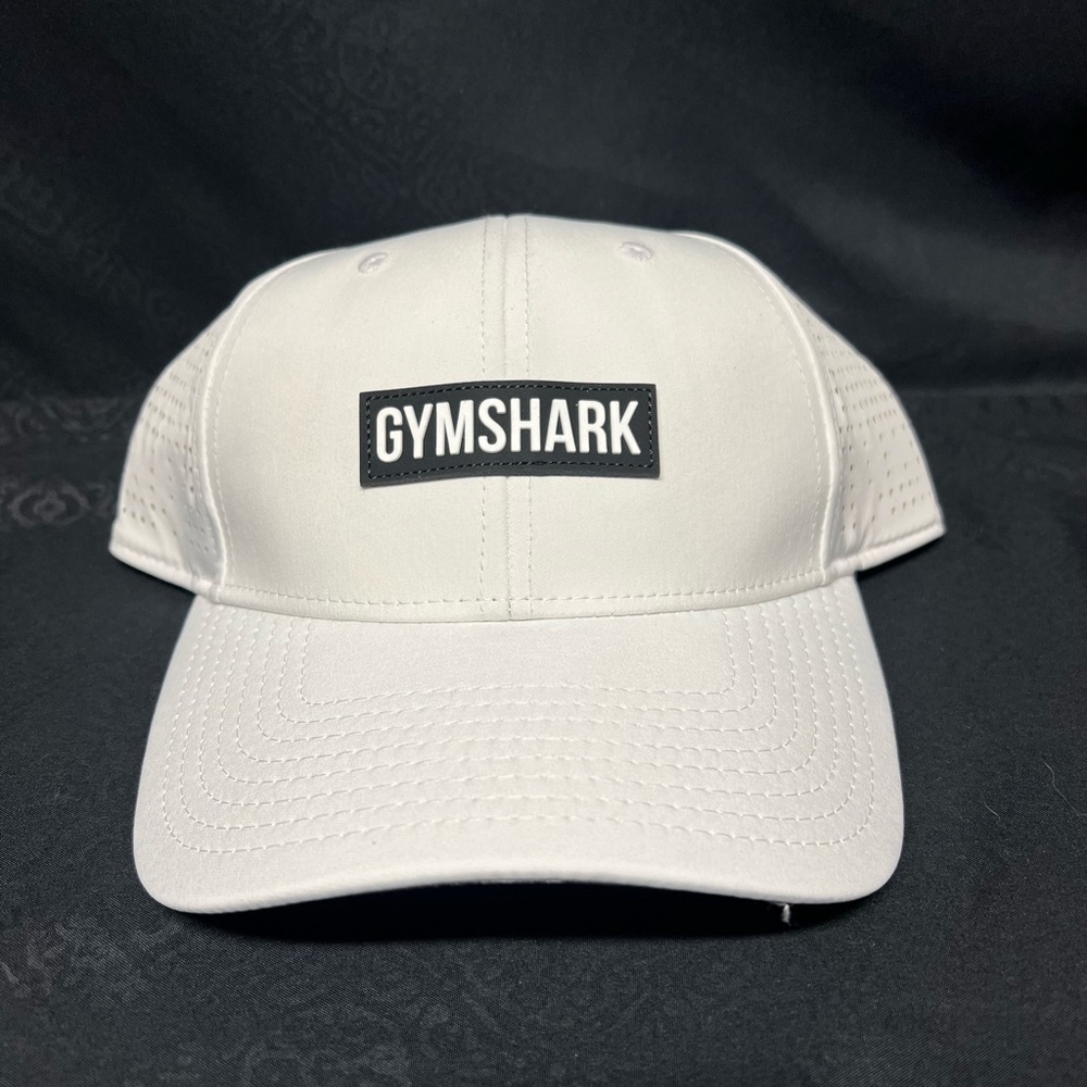 NWOT GYMSHARK Hat